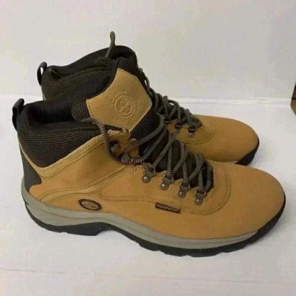 K4093-Timberland Brown US-11 Mens - Picture 1 of 5